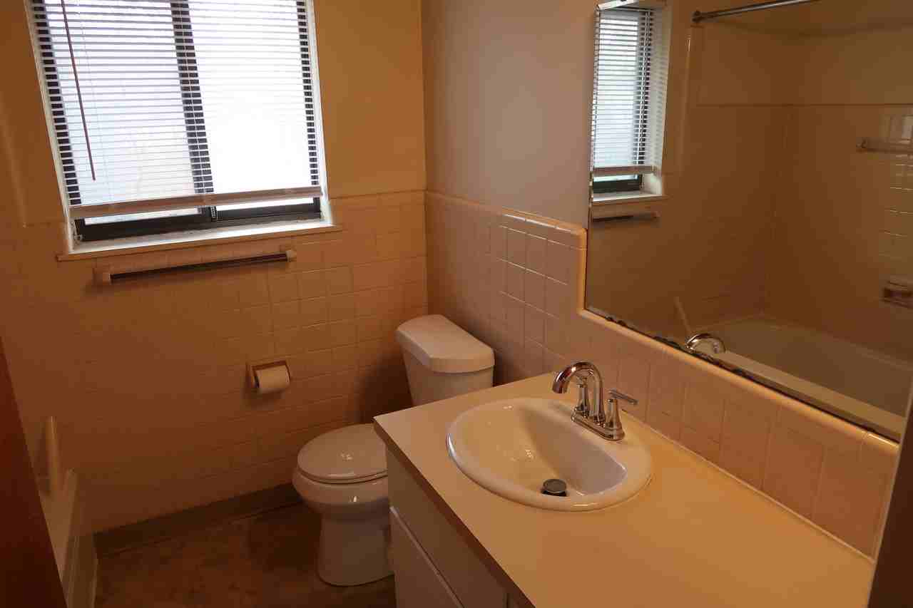 1250 Northfield Ave Ne #1250 - Photo 6 of 10