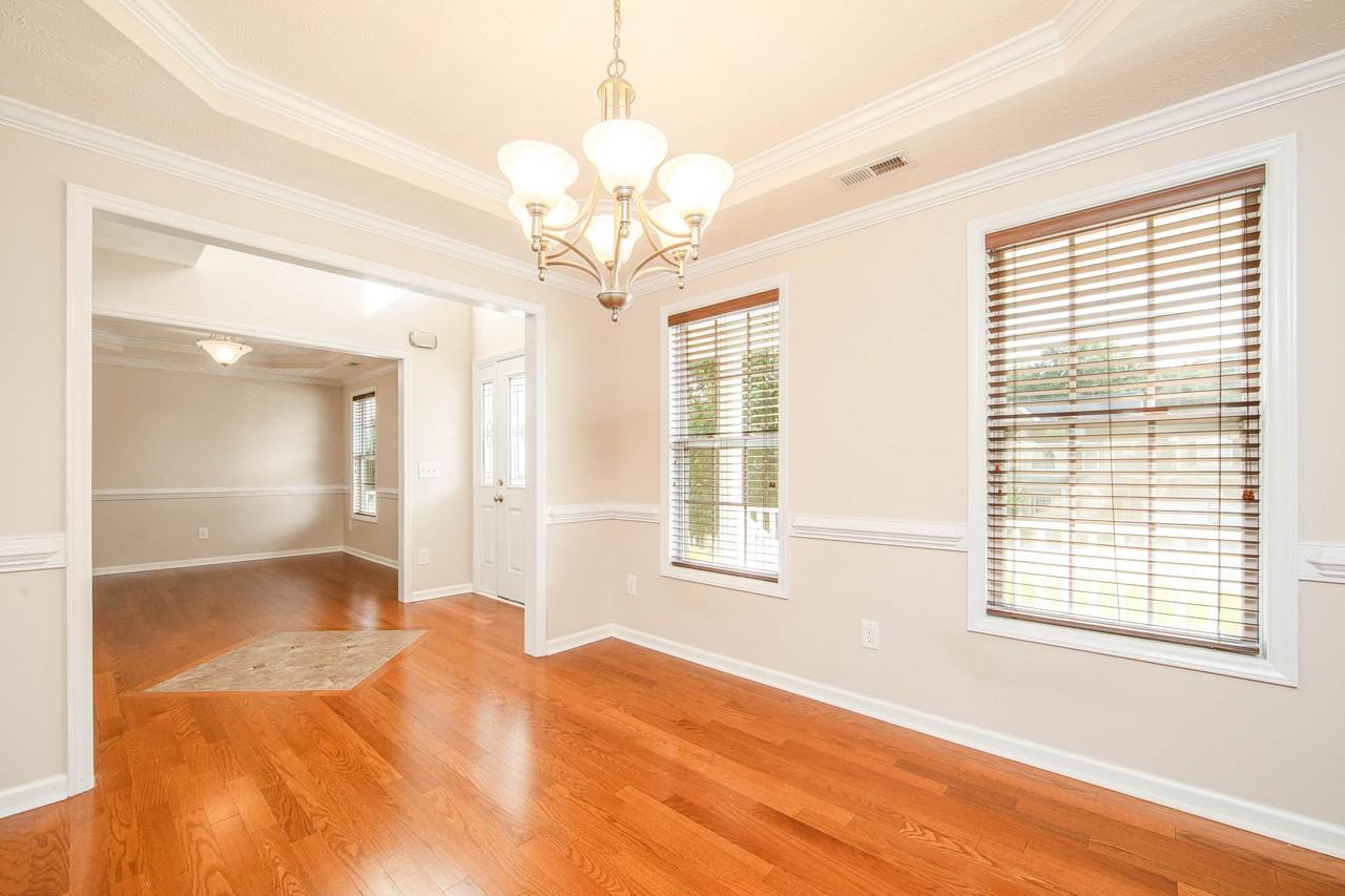 355 Lockwood Dr #JT - Photo 3 of 42