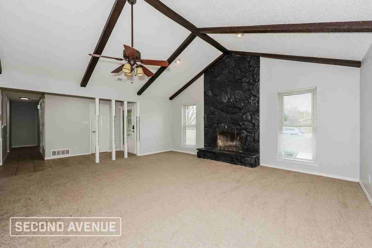 5405 Valparaiso Trl - Photo 4 of 30