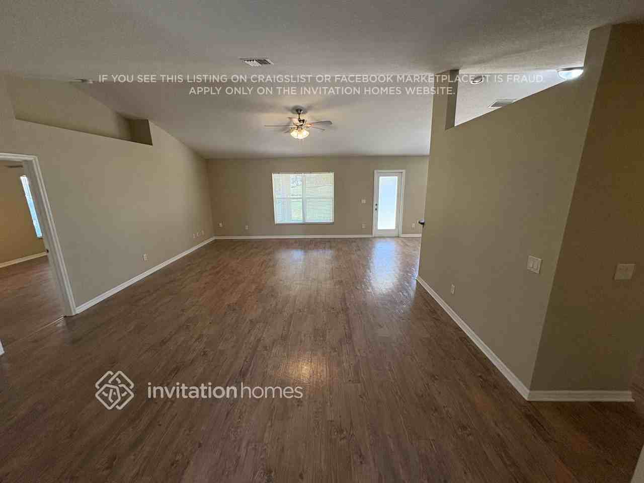 25516 Tevesine Ct - Photo 2 of 13