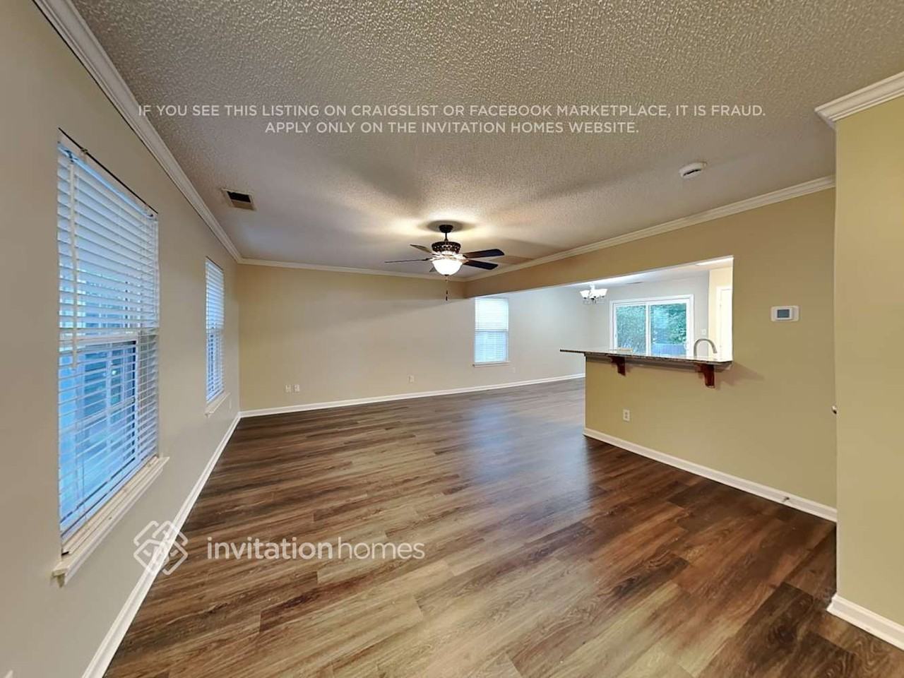 10640 Greatford Ct - Photo 5 of 20