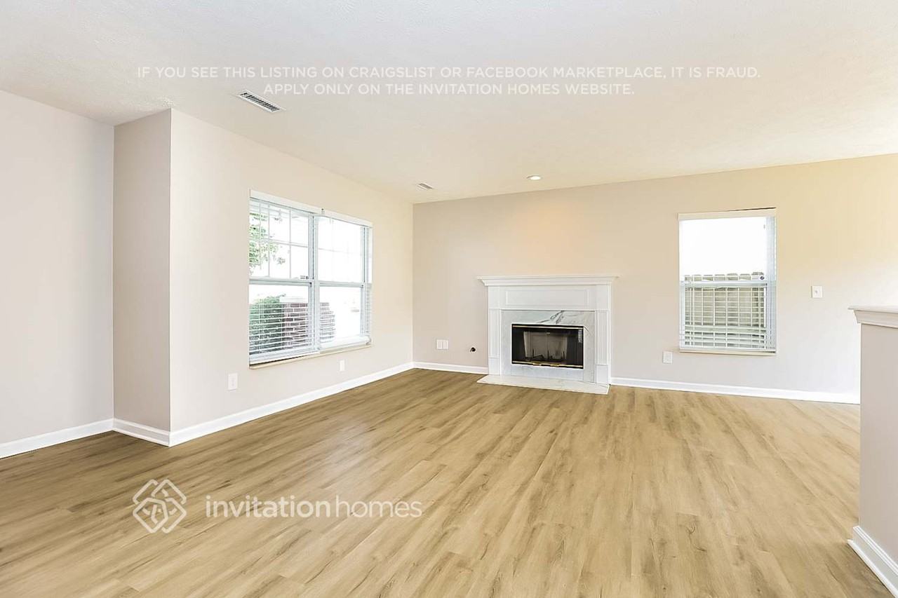 2108 Freeman Ln - Photo 4 of 18