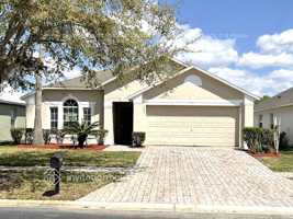 featured image of 4631 Cumbrian Lakes Dr