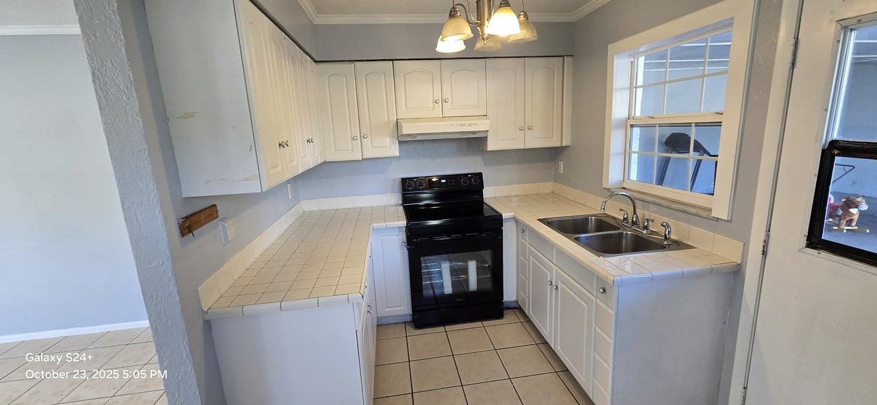 2108 5th St W #2108 - Photo 3 of 15