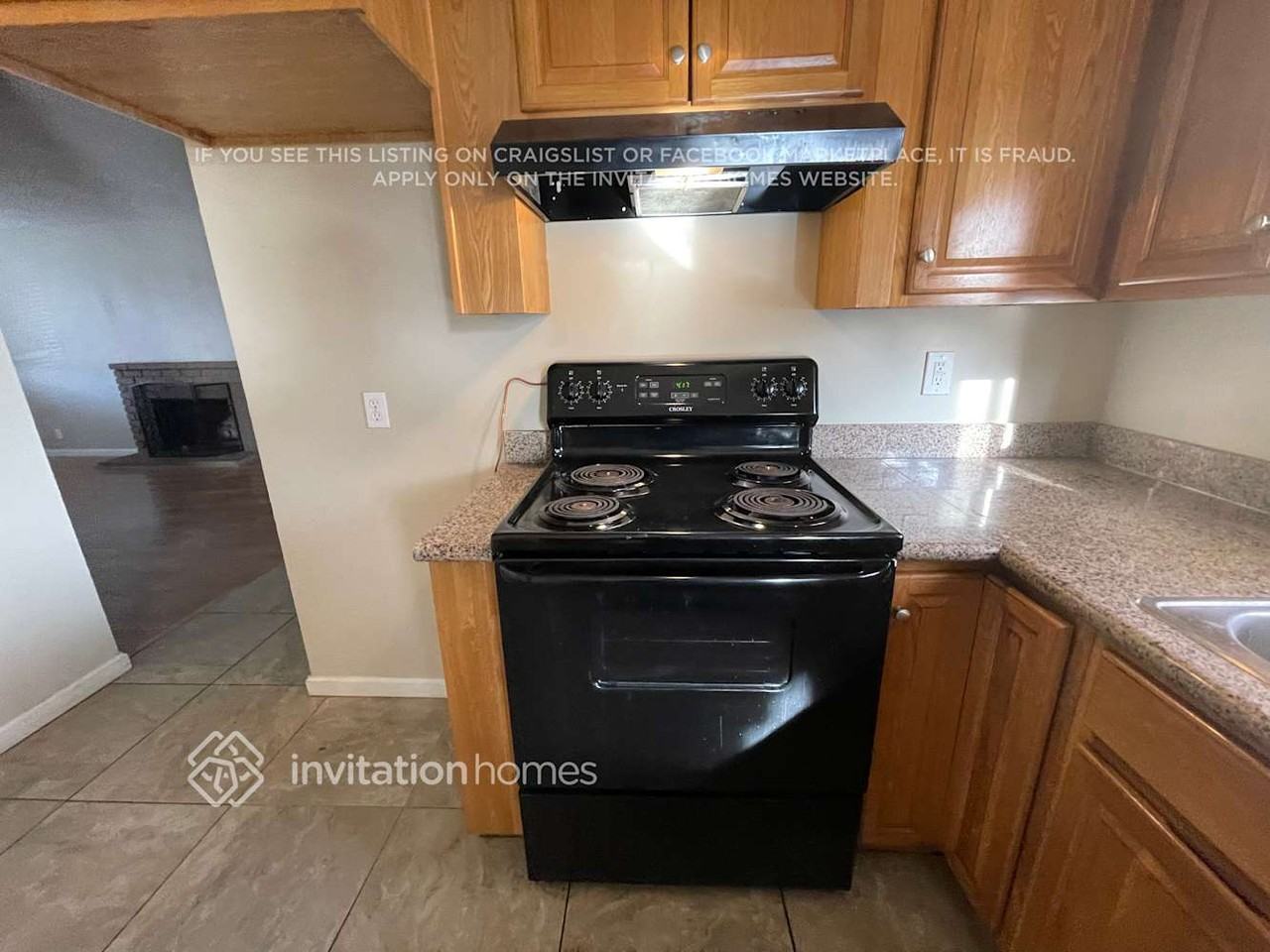 242 College Ave - Photo 5 of 13