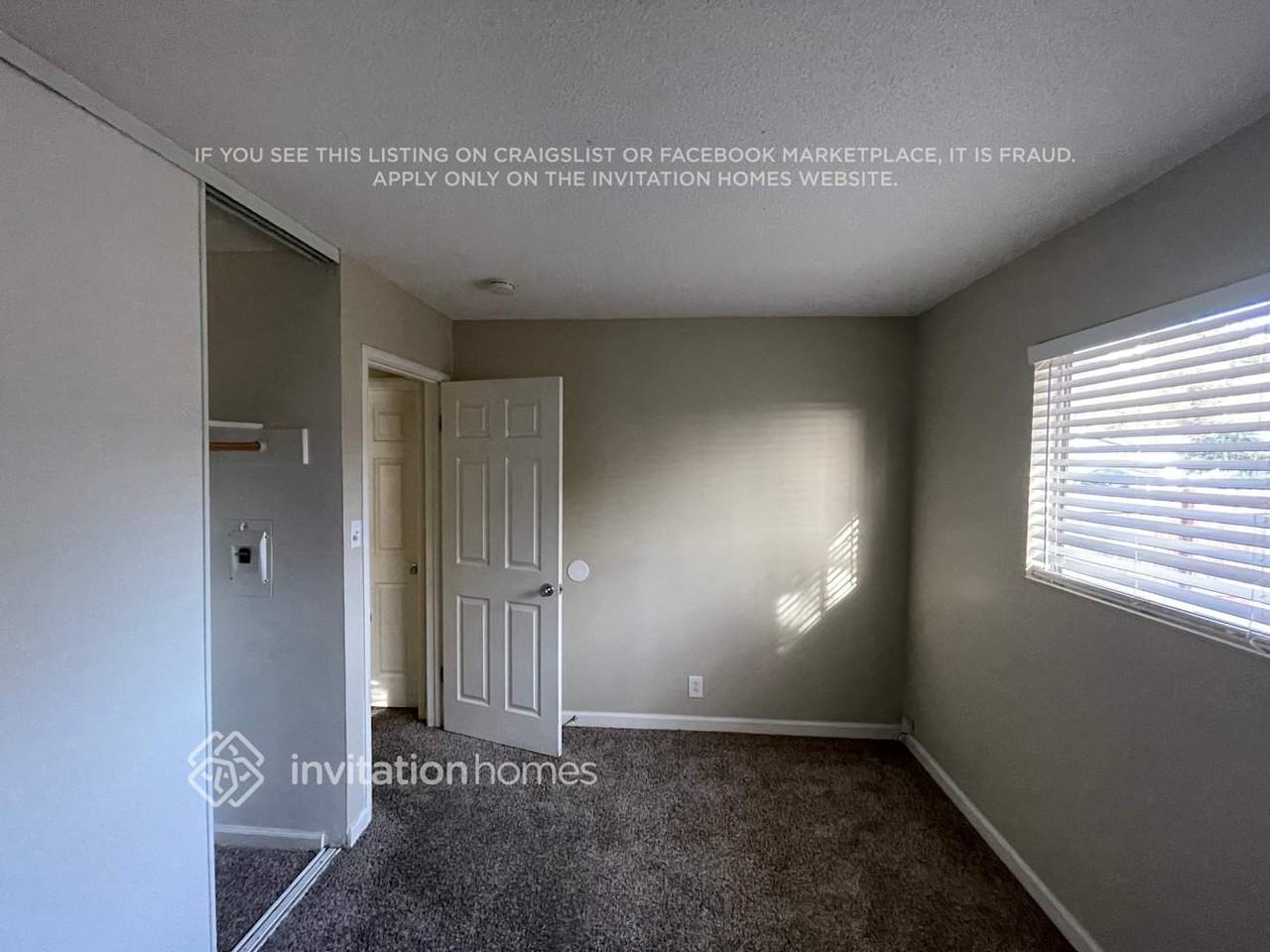 242 College Ave - Photo 7 of 13