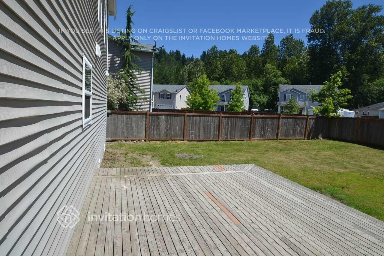 206 Lane Blvd Ne - Photo 7 of 8