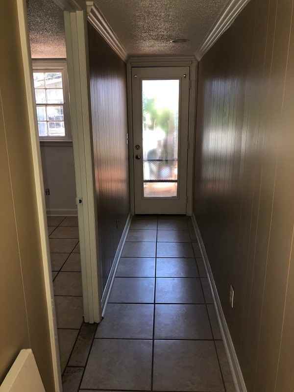 705 22nd Ave S #B - Photo 3 of 11