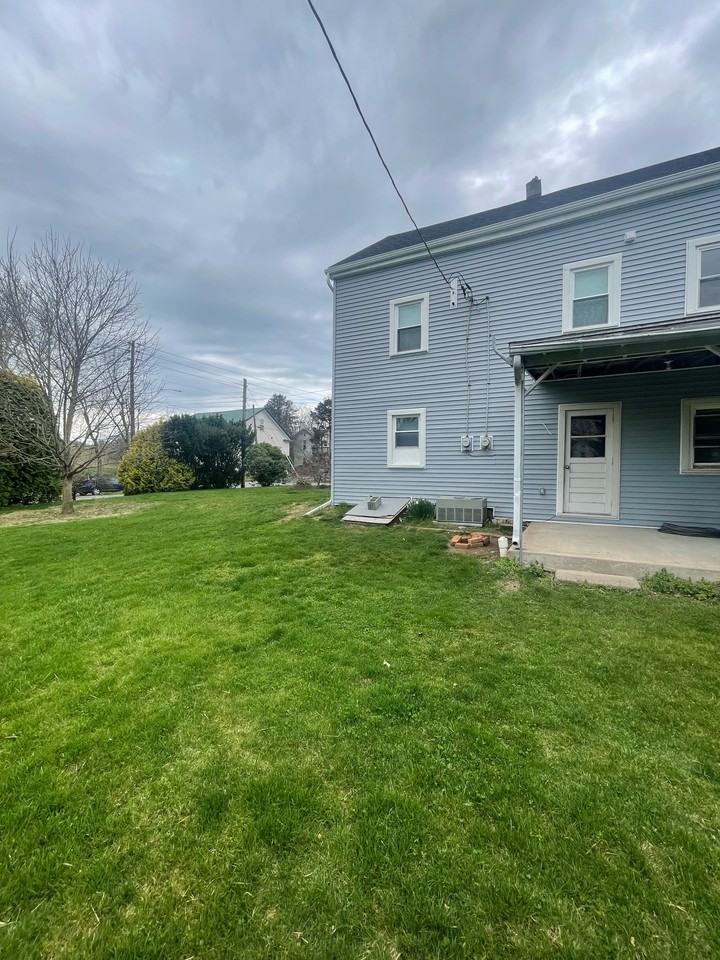 409 Market St #C - Photo 3 of 4