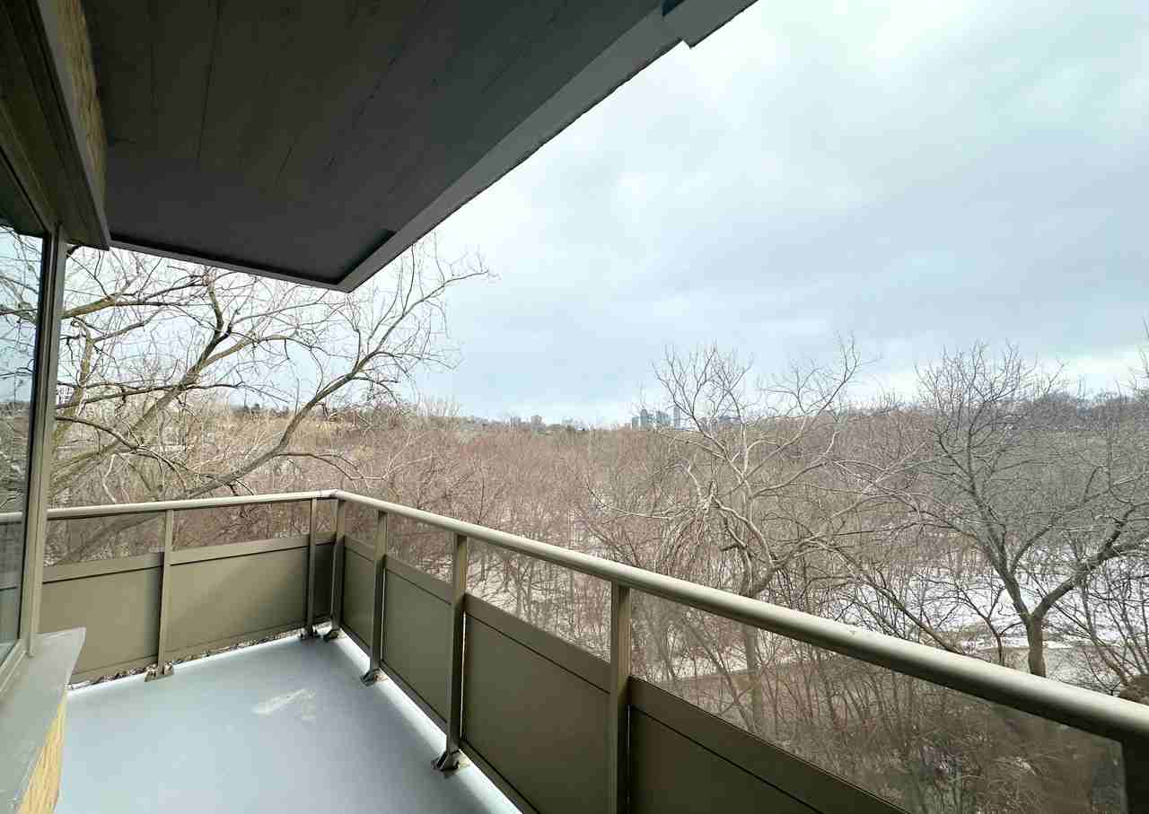 Riverview Plaza - Photo 6 of 17