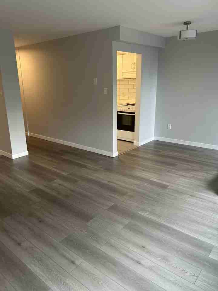 Blue Crest Apartments - Photo 3 of 45