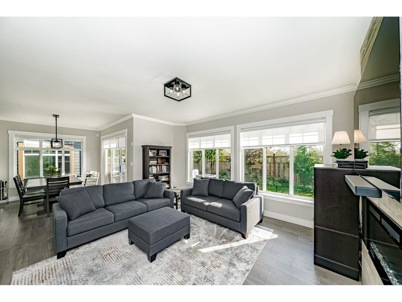 17033 Fraser Highway - Photo 6 of 35