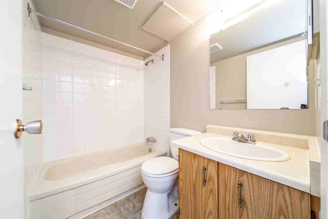 Ivory Arms Apartments - Photo 4 of 16