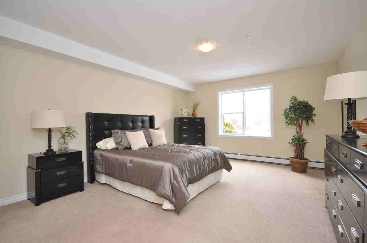 76 Fairfax Drive - Photo 6 of 50