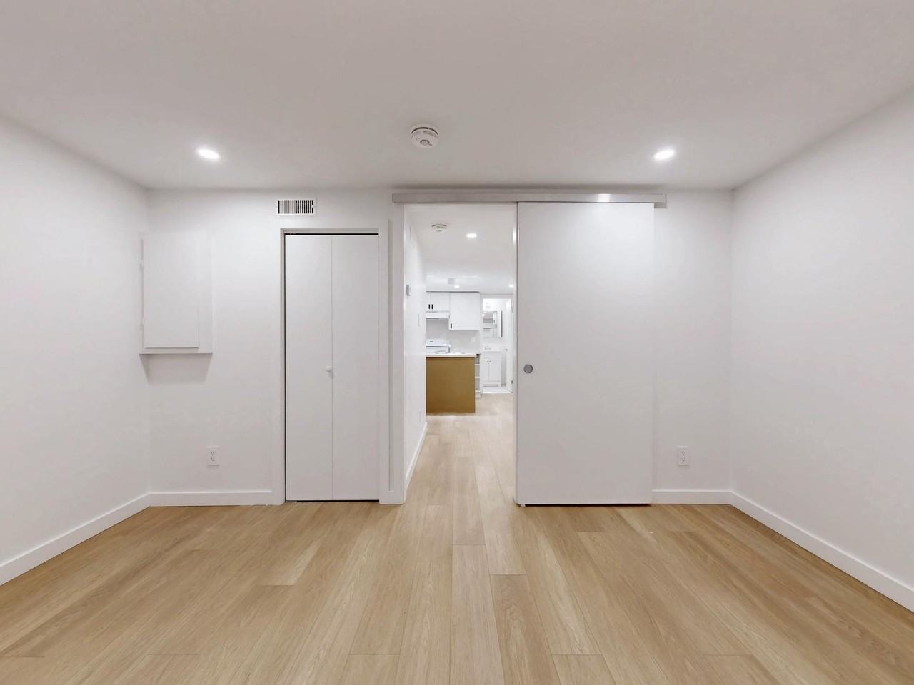 14 Salem Avenue - Photo 5 of 10