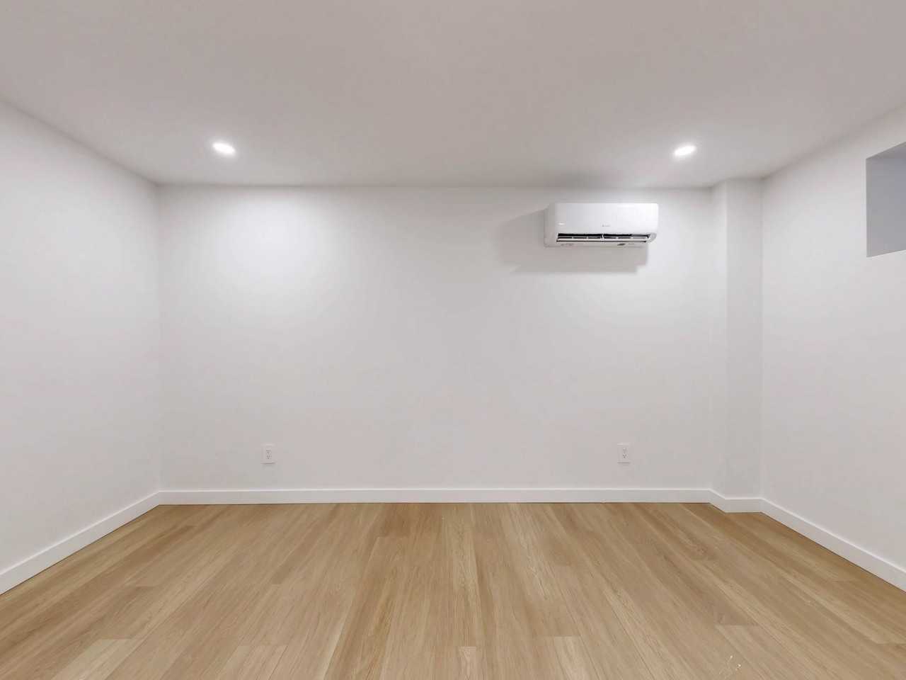 14 Salem Avenue - Photo 8