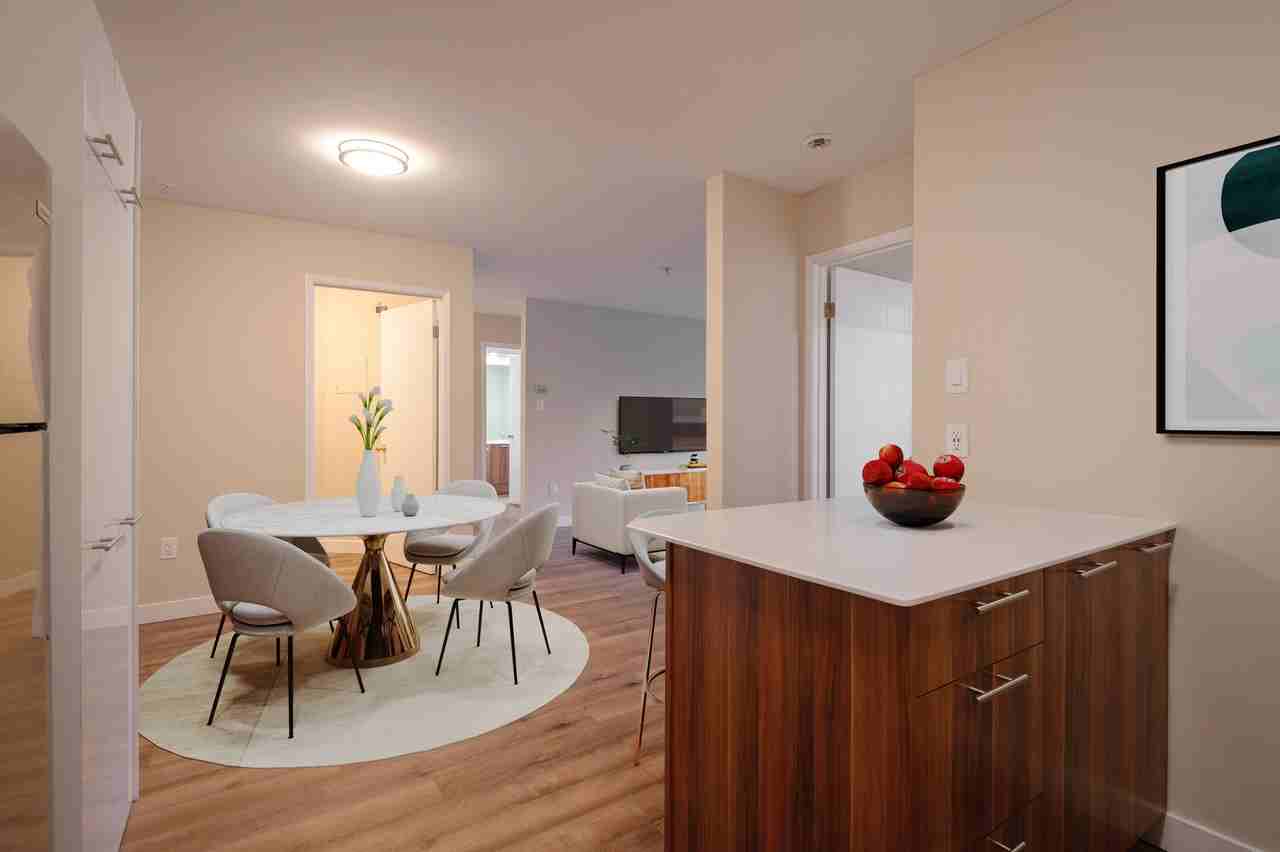 680 Parkland Drive - Photo 4 of 50