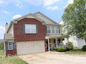 713 Nannyberry Ln - Photo 1 of 1