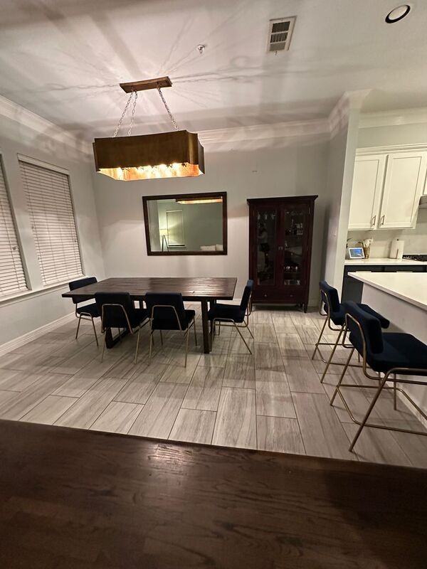 1004 Colonial Dr - Photo 5 of 22