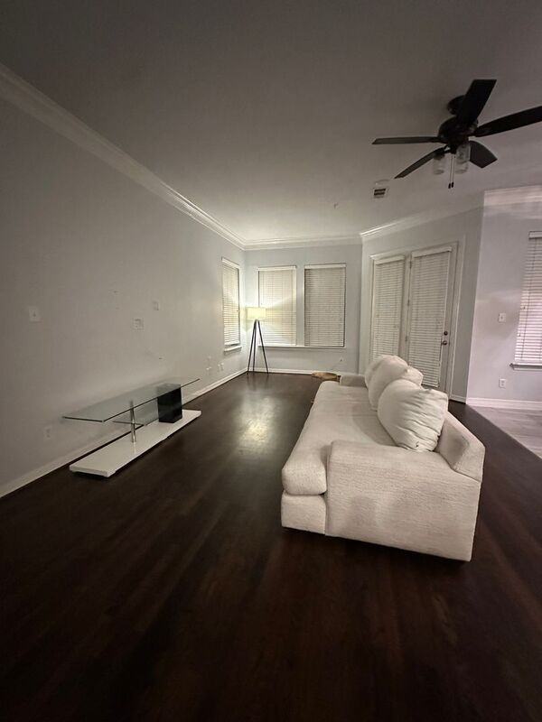 1004 Colonial Dr - Photo 6 of 22