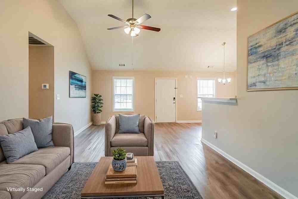 4925 Brookwood Pl - Photo 3 of 19