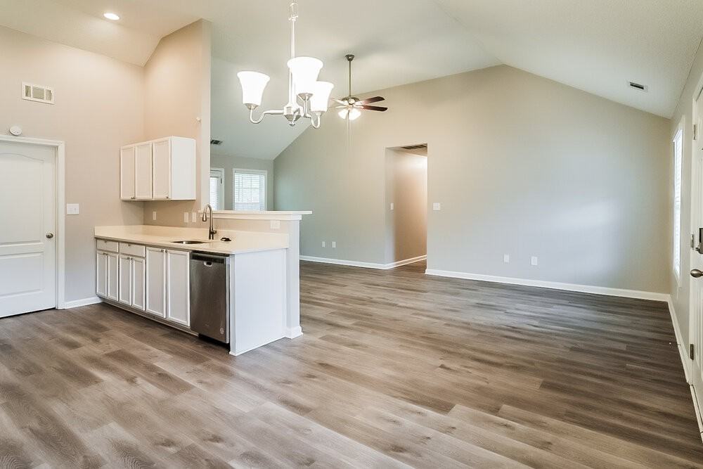 4925 Brookwood Pl - Photo 7 of 19