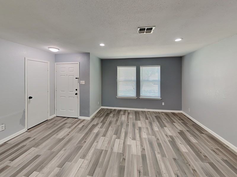 3808 Bandera Ranch Rd - Photo 2 of 16