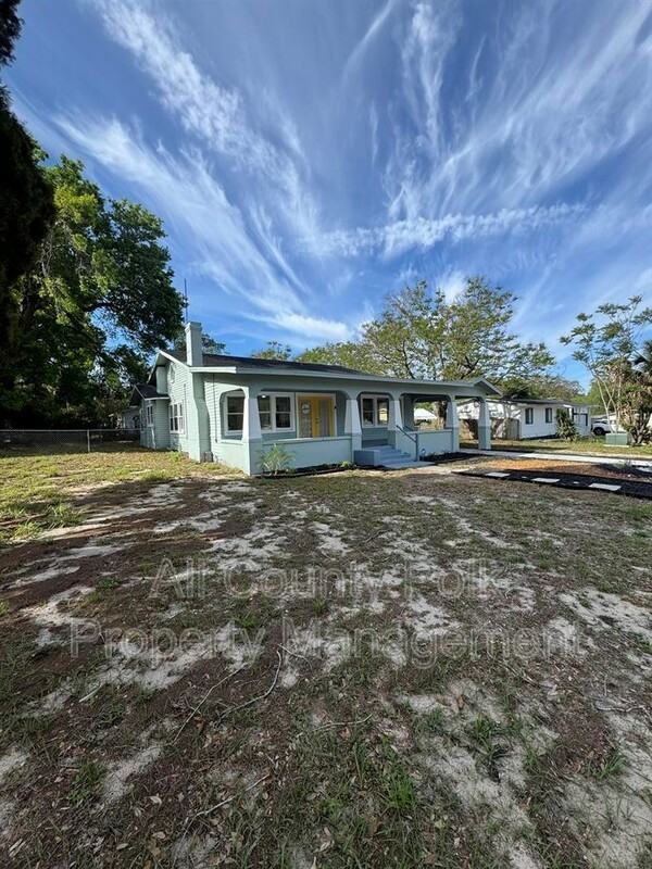 724 Euclid Ave - Photo 7 of 34