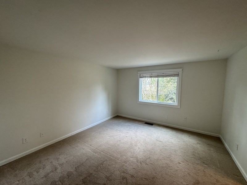 17829 149th Ave Ne - Photo 3 of 13