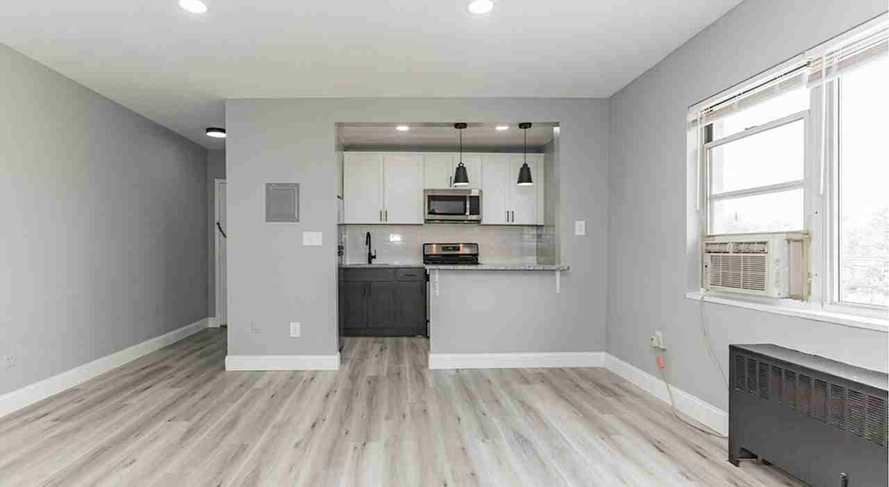 Courtyard Park - Photo 3 of 14