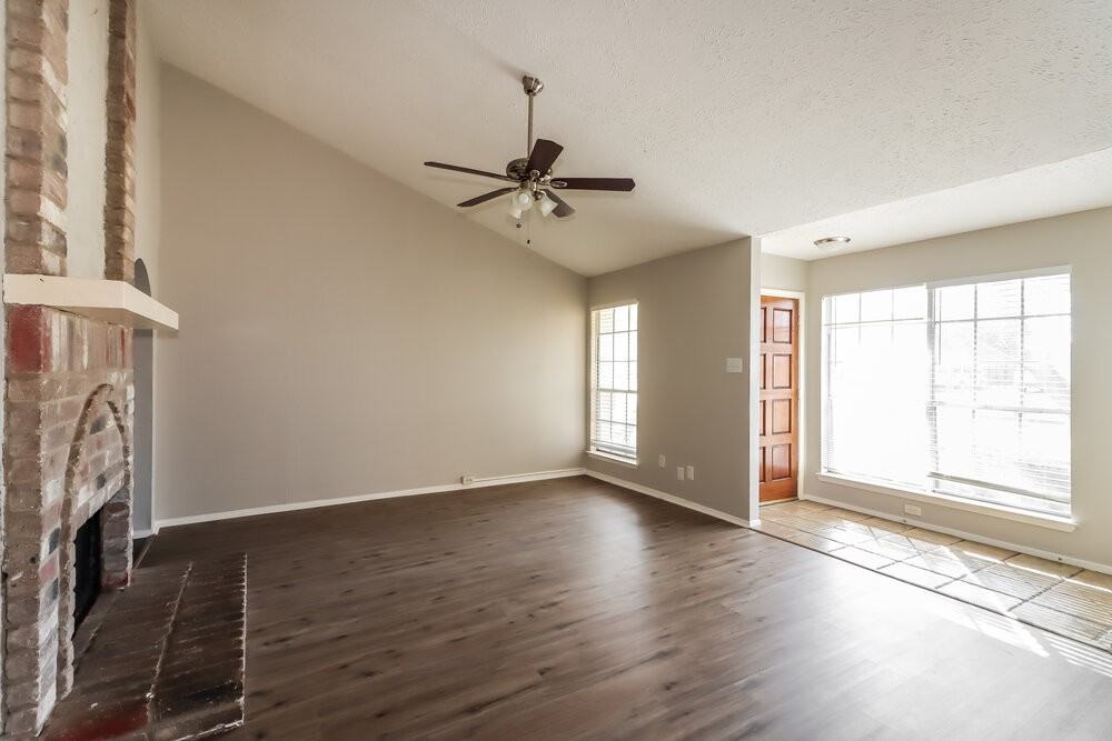 13916 Bonnercrest Dr - Photo 6 of 19