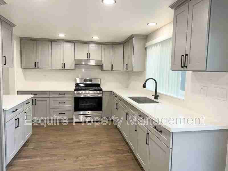 1630 Helm Dr - Photo 6 of 18