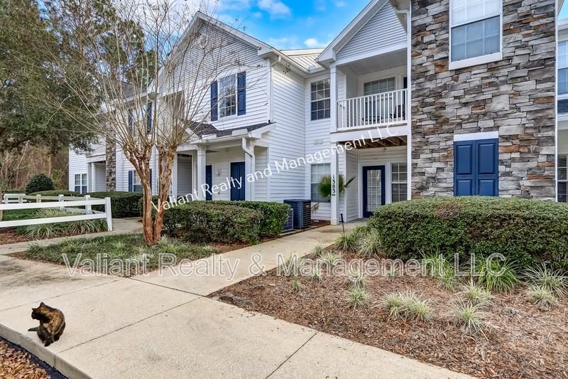 575 Oakleaf Plantation Pkwy #1UNIT1303 - Photo 2 of 26