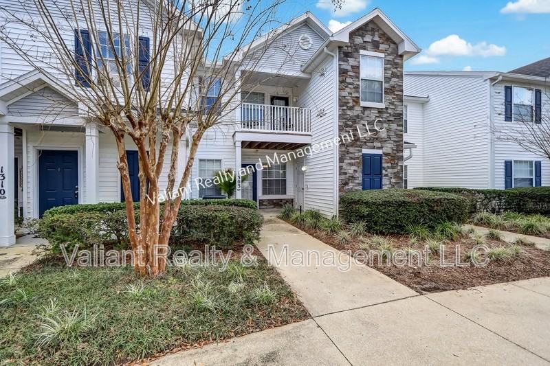 575 Oakleaf Plantation Pkwy #1UNIT1303 - Photo 3 of 26