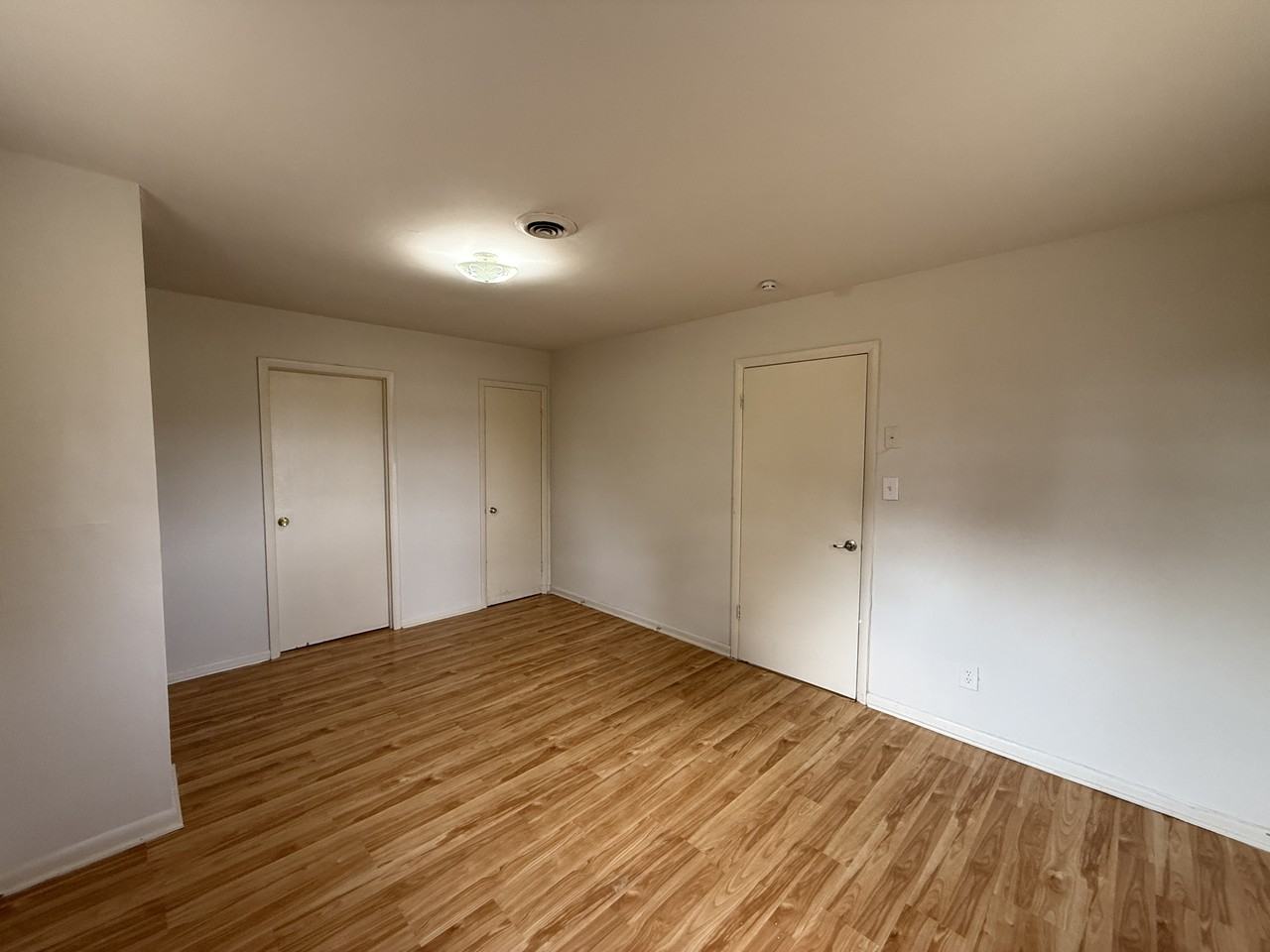 420 Aspen Street - Photo 4 of 15