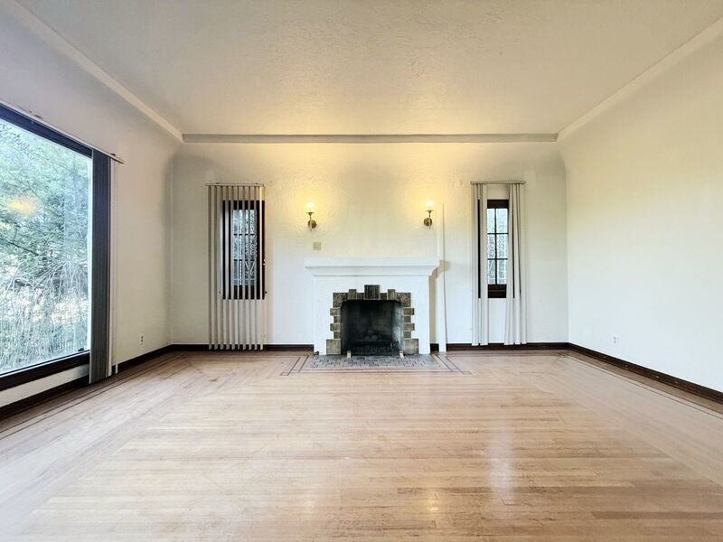 7001 2nd Ave - Photo 2 of 18