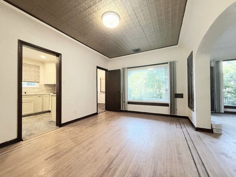 7001 2nd Ave - Photo 4 of 18