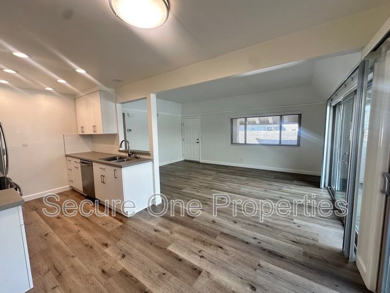 2869 Instone Ct - Photo 6 of 26