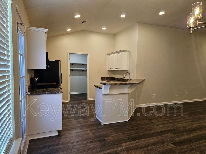 4060 Stone Pass Dr - Photo 7 of 27