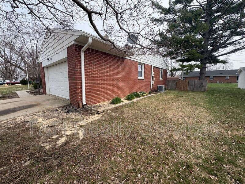 509 Glendale Dr - Photo 3 of 24