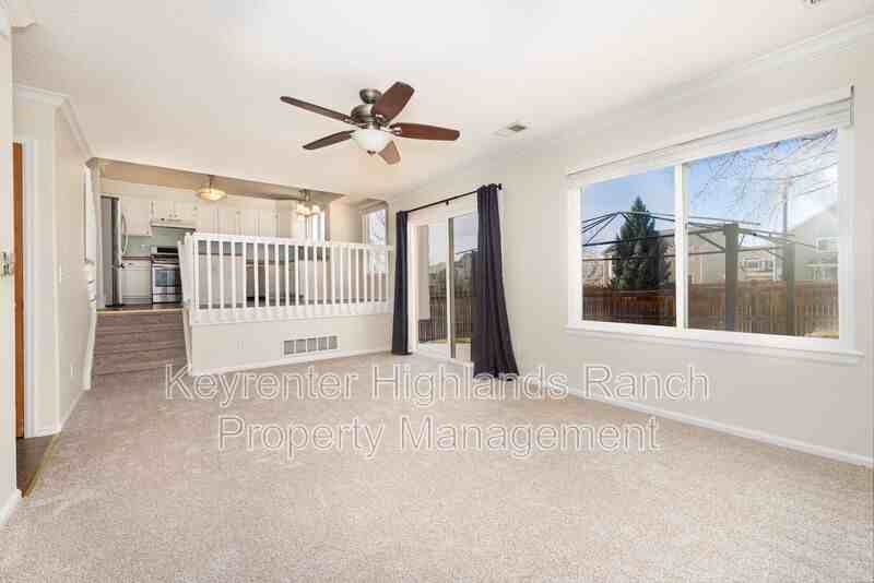 595 S Lindsey St - Photo 3 of 16