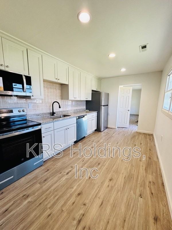 1525 Hackensack Rd - Photo 3 of 12