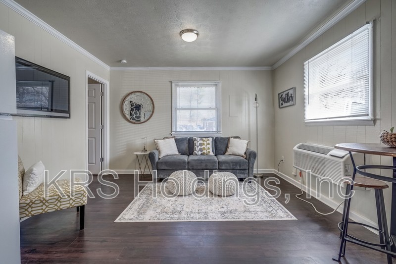 3136 Parkdale Rd #3136 - Photo 3 of 18