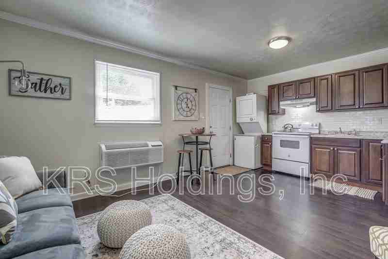 3136 Parkdale Rd #3136 - Photo 5 of 18