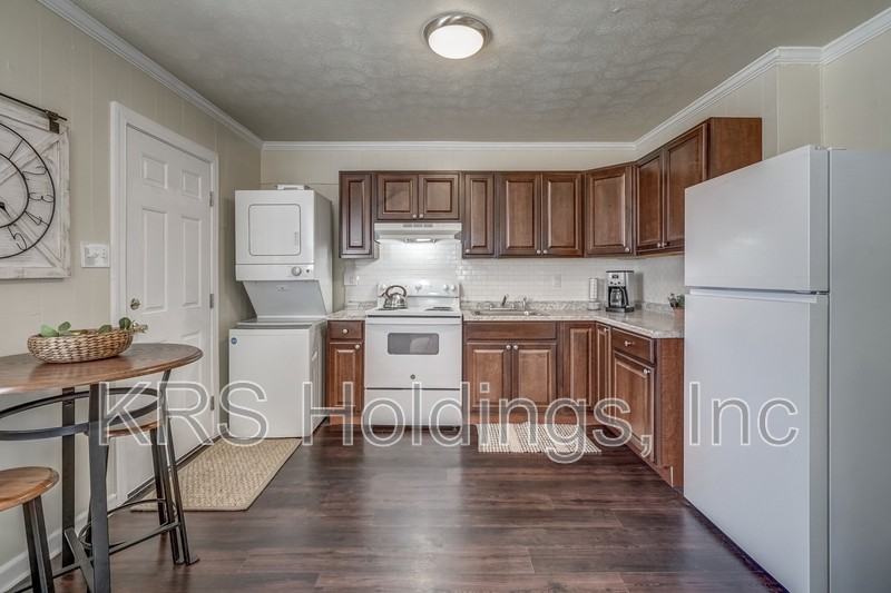 3136 Parkdale Rd #3136 - Photo 7 of 18