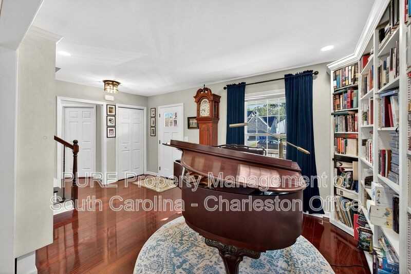 8591 Cislo Ct - Photo 5 of 35