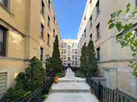 4606 N Beacon St #2C - Photo 1 of 1