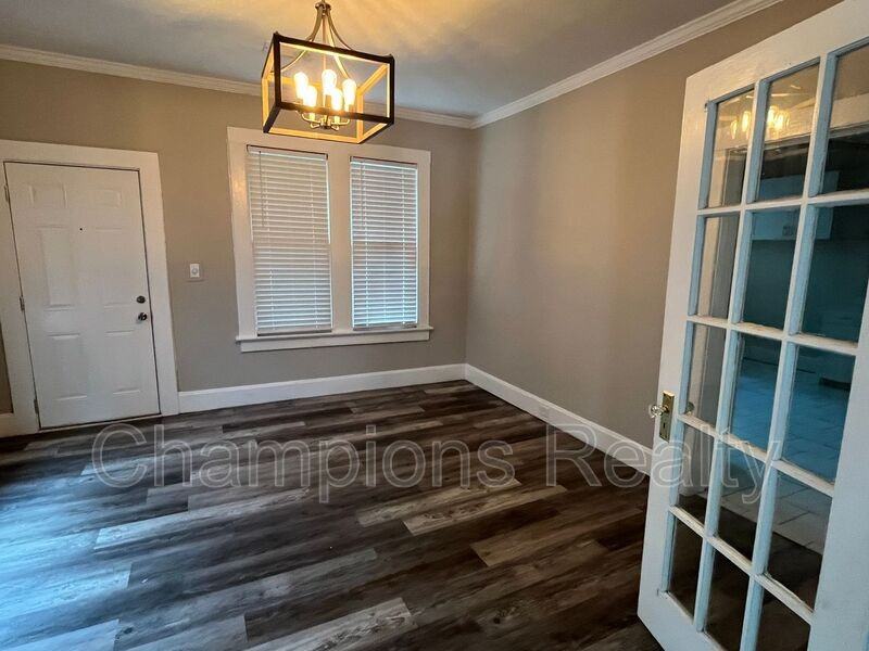 2509 Schaul St - Photo 4 of 8