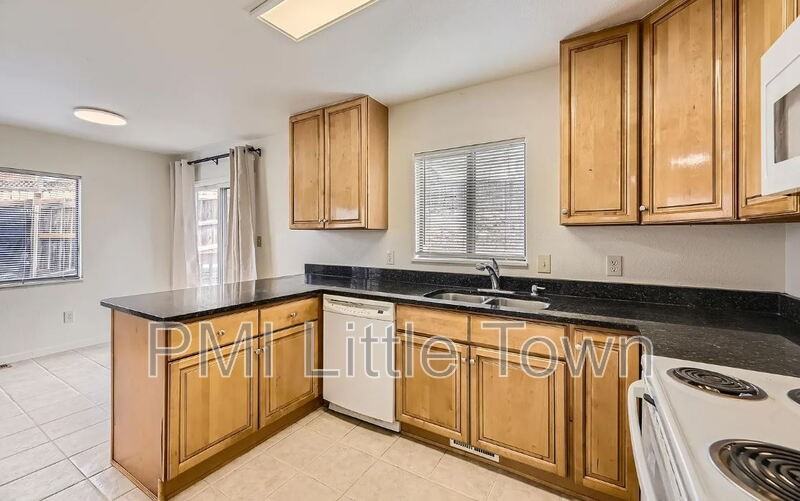 256 W Jefferson Ave - Photo 4 of 26