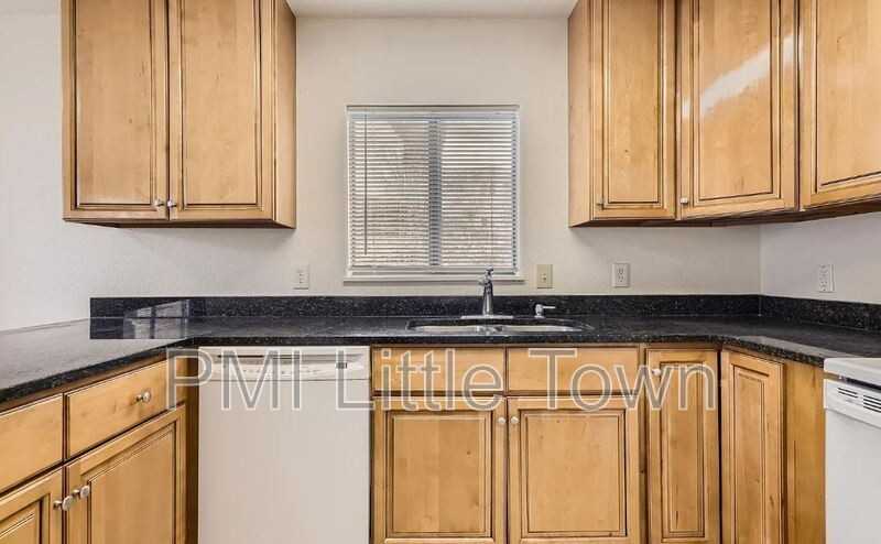 256 W Jefferson Ave - Photo 5 of 26